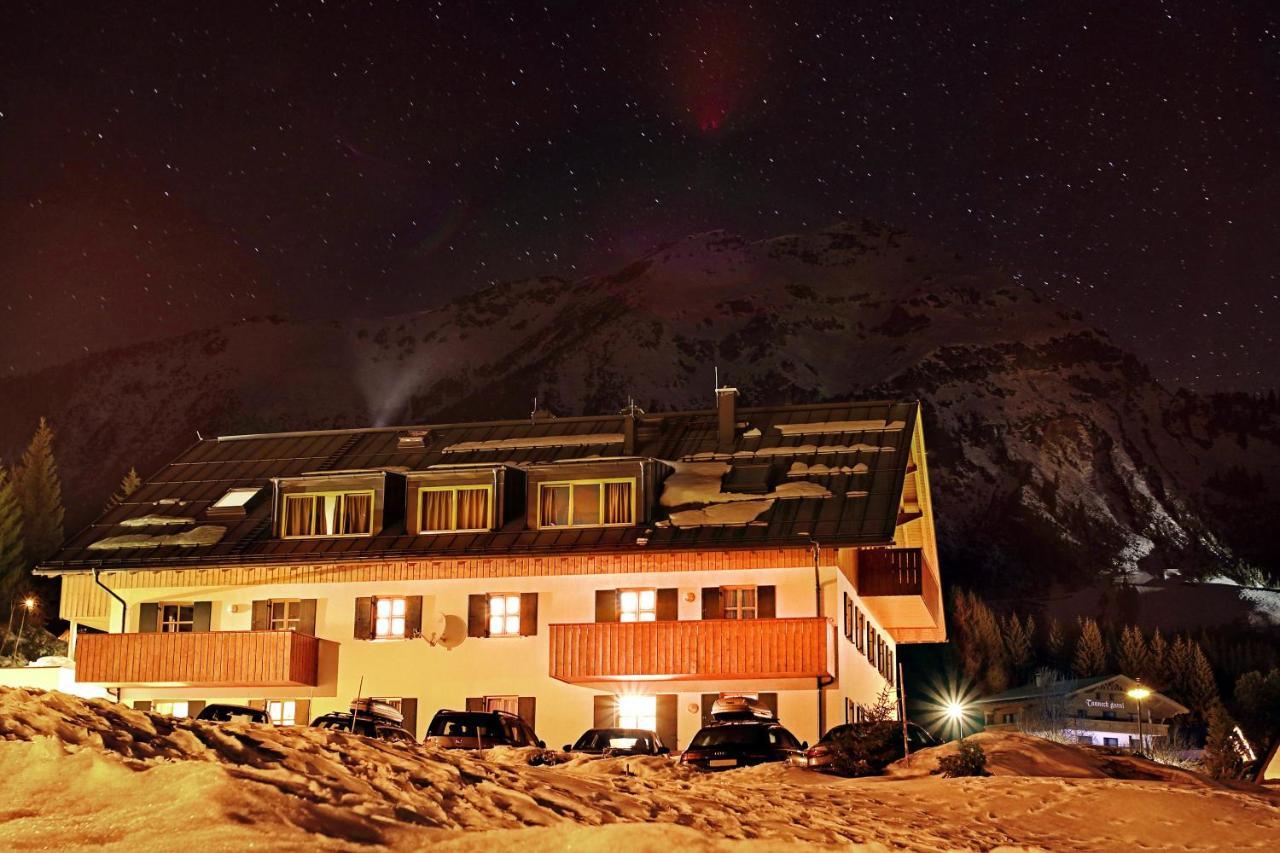 Chalet Zur Rose Apartment Berwang Exterior foto